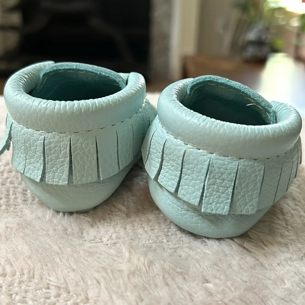 Baby premium leather Freshly Picked infant textured teal moccasins Size 1